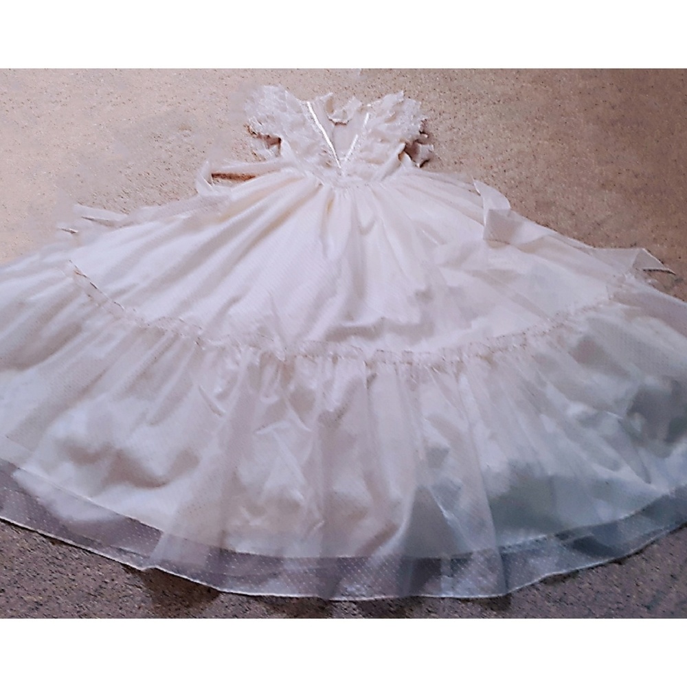 Gunne Sax prairie white Cinderella wedding dress
